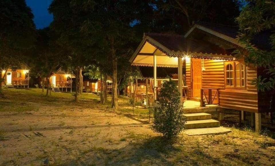 Smile Sunset Resort Lipe-sziget Kültér fotó